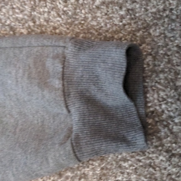 Girls Size L (11/12) Gray evsie Joggers with Distressed Gold Star Detailing - Picture 2 of 5